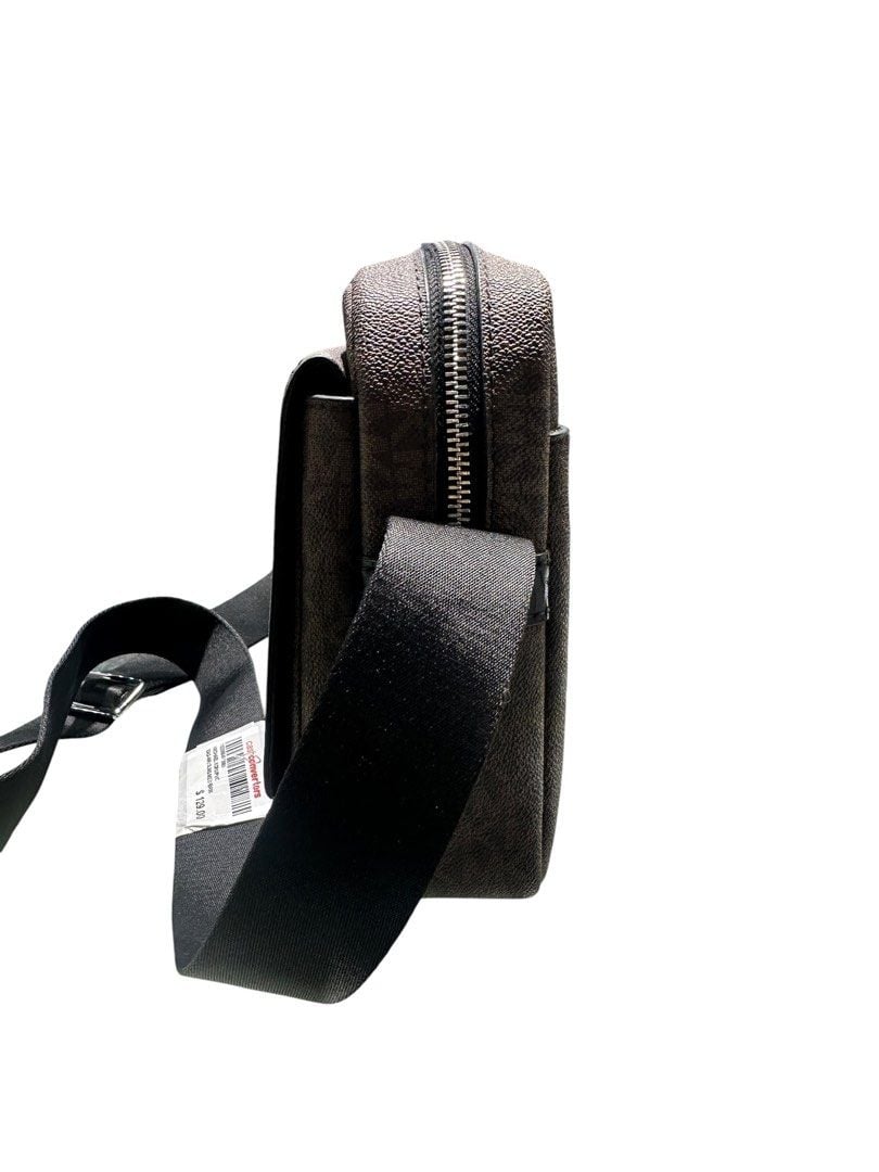 Michael Kors Cooper Logo Camera Bag  (H19.5 x L27 x 5.5 cm)