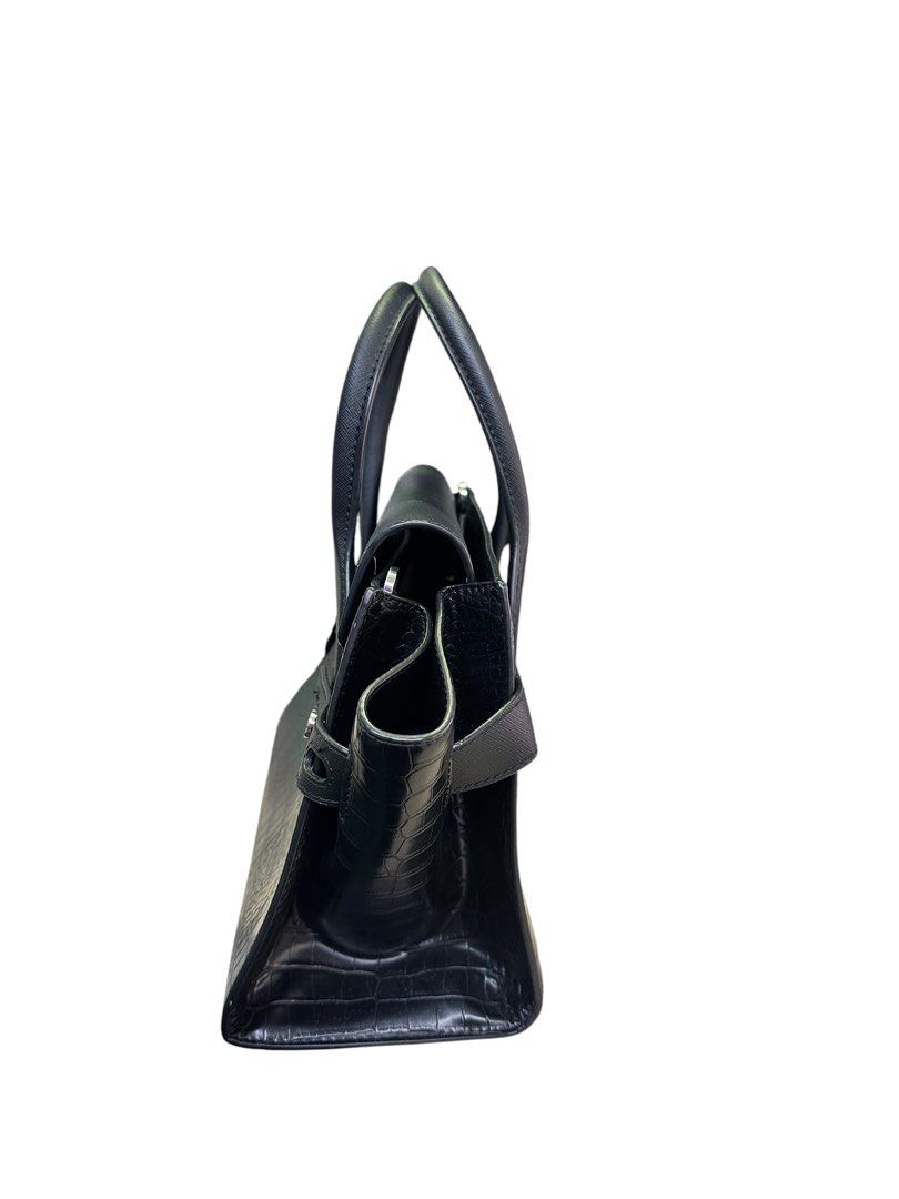 Michael Kors Shoulder bag (H18 x L28 x W12 cm)