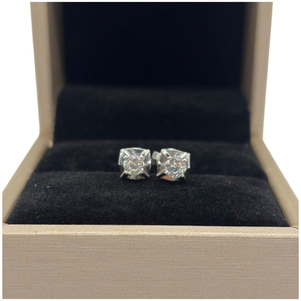 Natural Diamond Earring set in White Gold