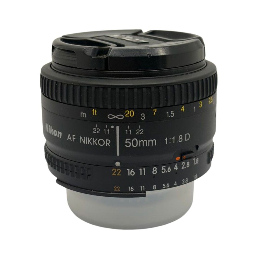 Nikon AF FX Nikkor 50mm f/1.8D Lens with Auto Focus for Nikon DSLR Cameras