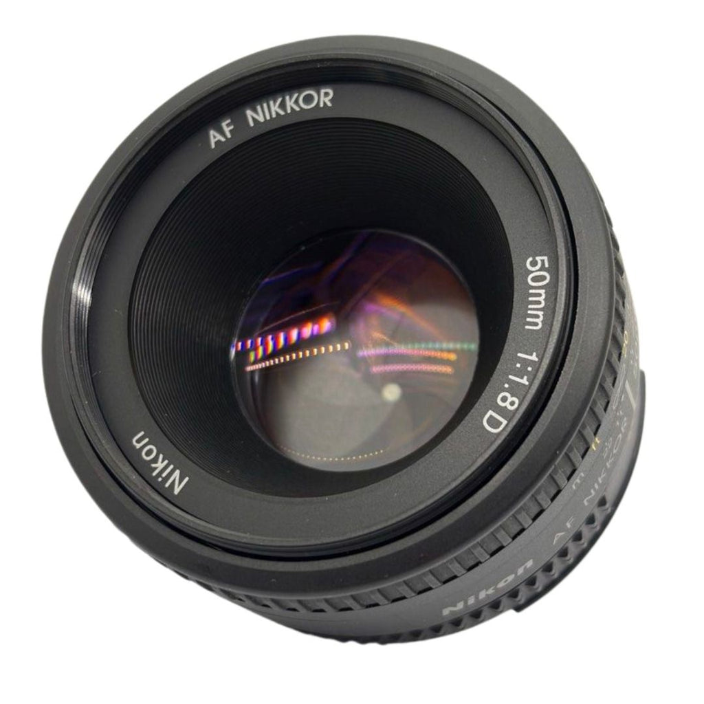 Nikon AF FX Nikkor 50mm f/1.8D Lens with Auto Focus for Nikon DSLR Cameras
