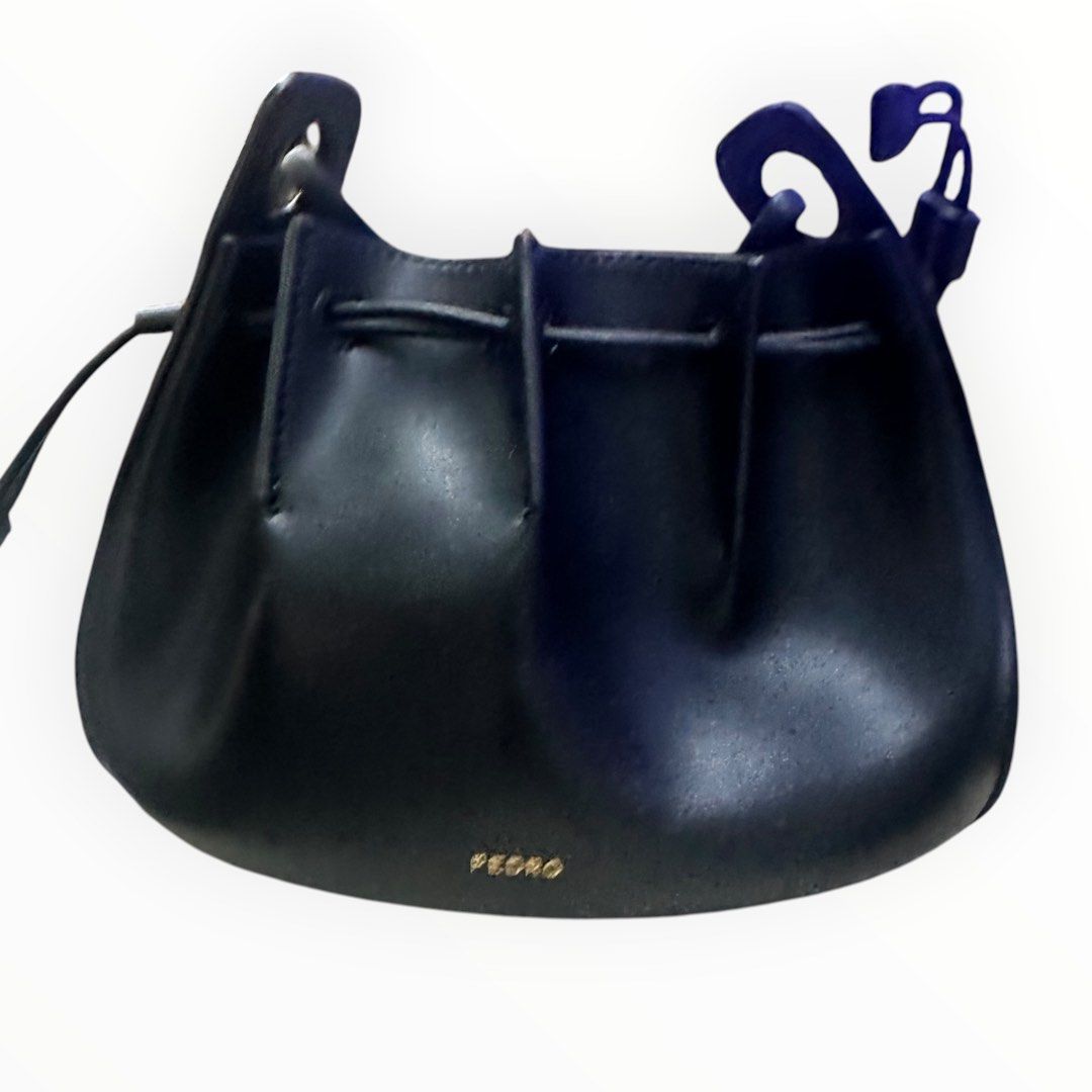 Pedro Black Drawstring Bucket Bag