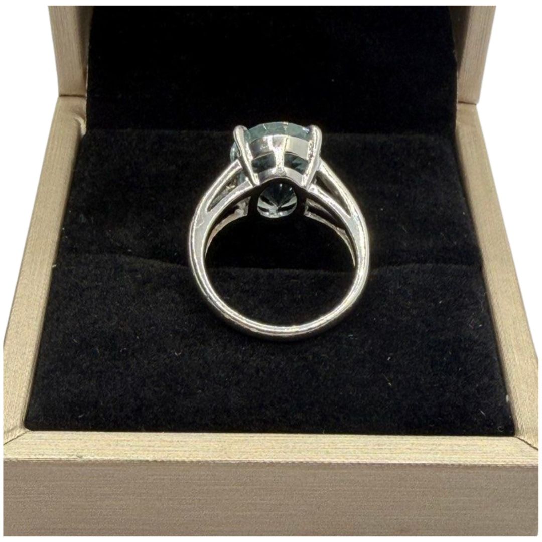 PT900 Natural Aquamarine & Diamond Ladies Ring