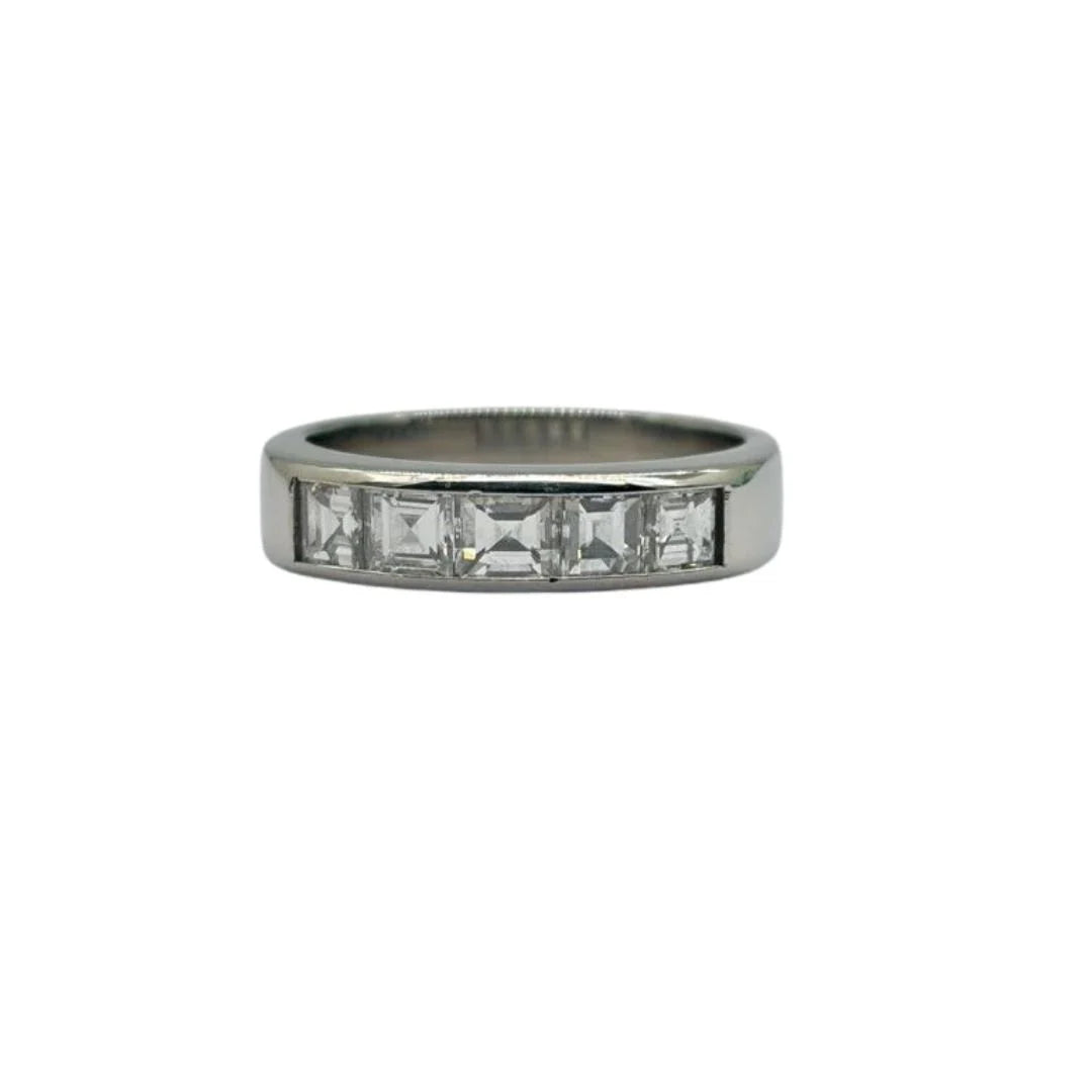 PT900 Natural Diamond Ring Main image