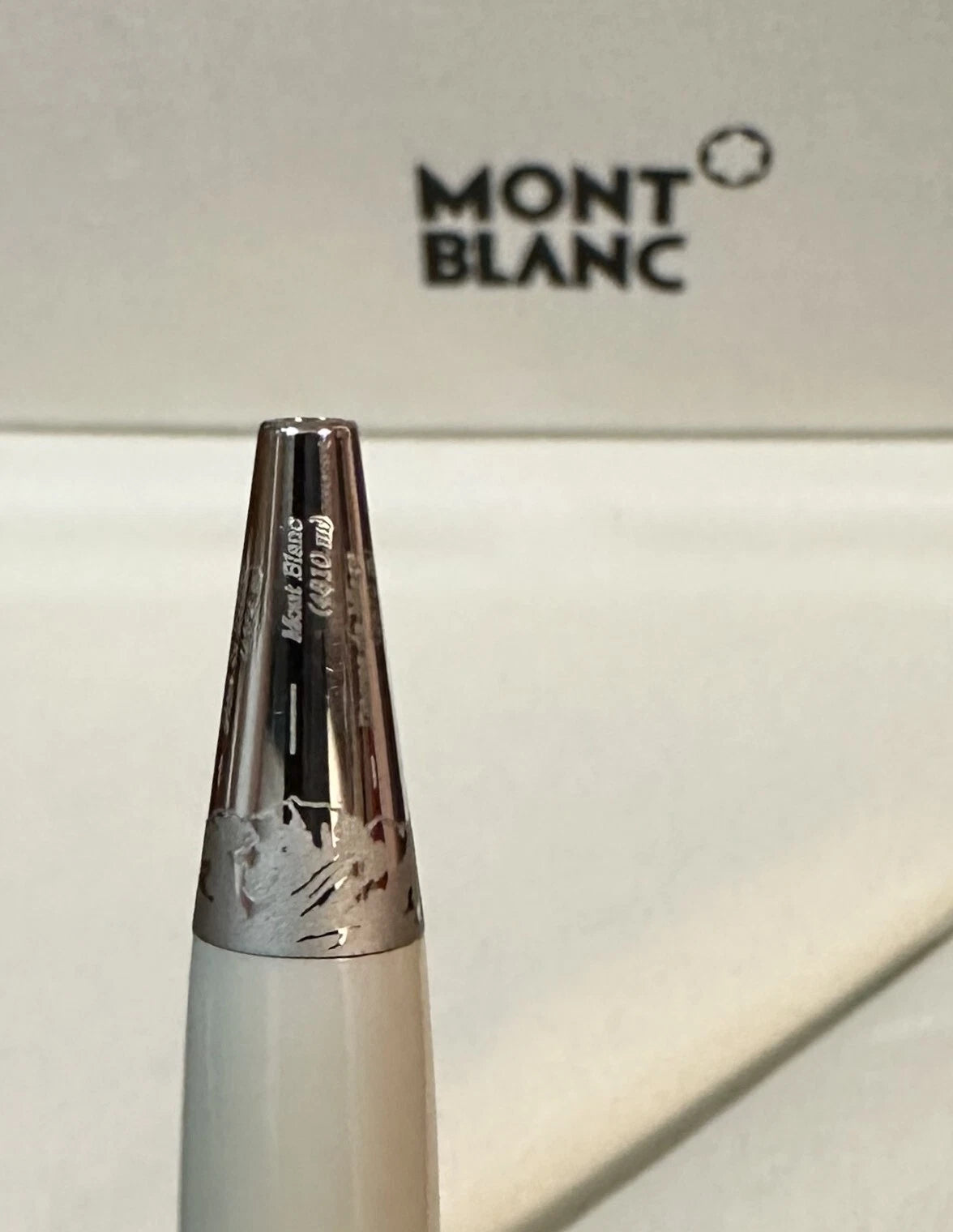 Montblanc Tribute to the Montblanc White Twist Pen Rare Edition