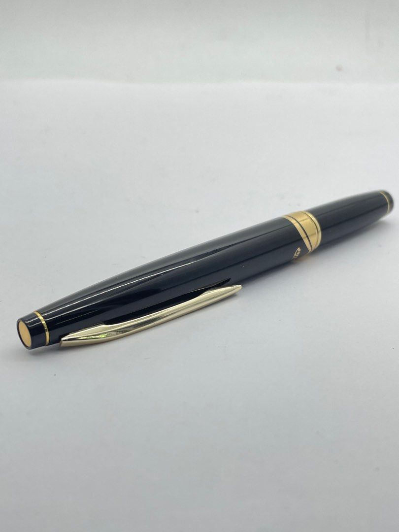 Sailor Fountain Pen 18k Nib, Black