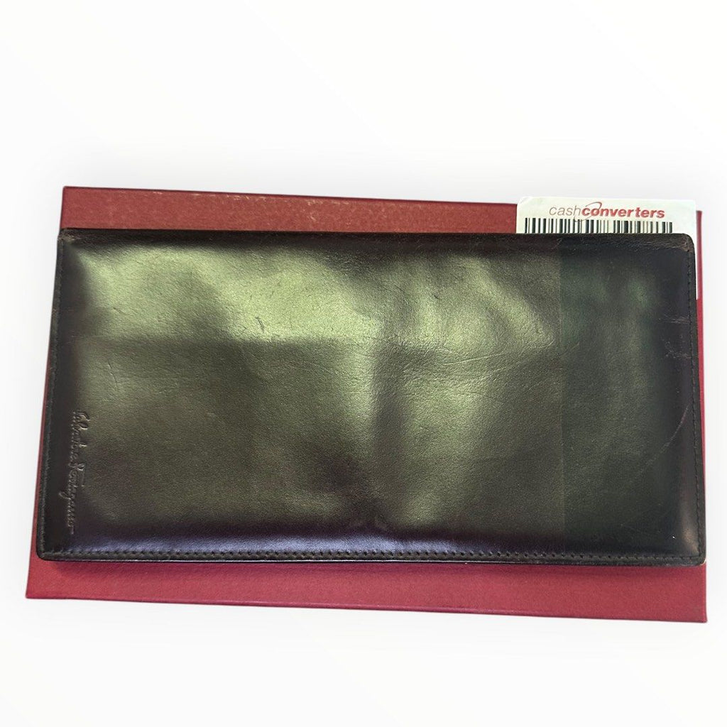 Salvatorre Ferragamo Long Wallet (H10 x L18 cm)