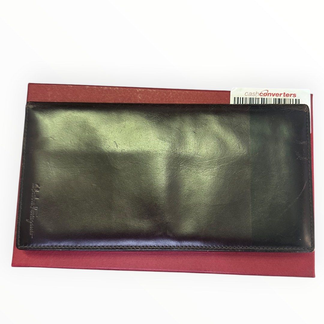 Salvatorre Ferragamo Long Wallet (H10 x L18 cm)