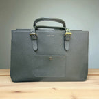 Samantha Thavasa Shoulder Bag