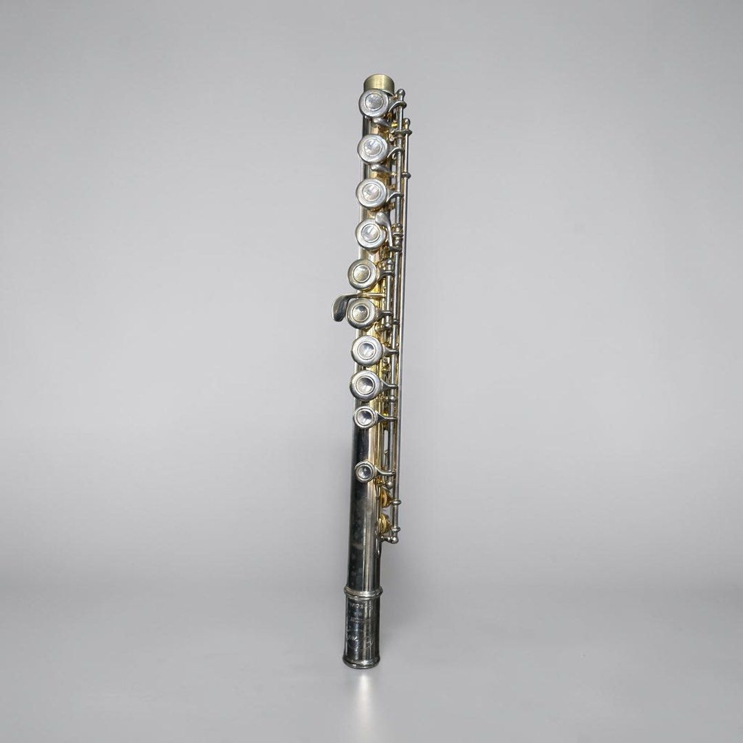 Signet Silmer Solid Coin Silver Flute
