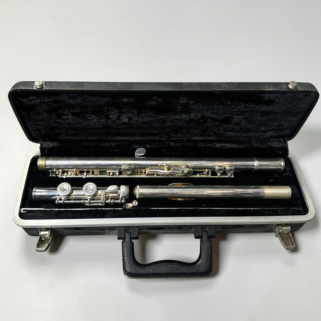 Signet Silmer Solid Coin Silver Flute