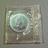 Silver Coin Queen Elizabeth/Maple Leaf 1990 $5 dollar