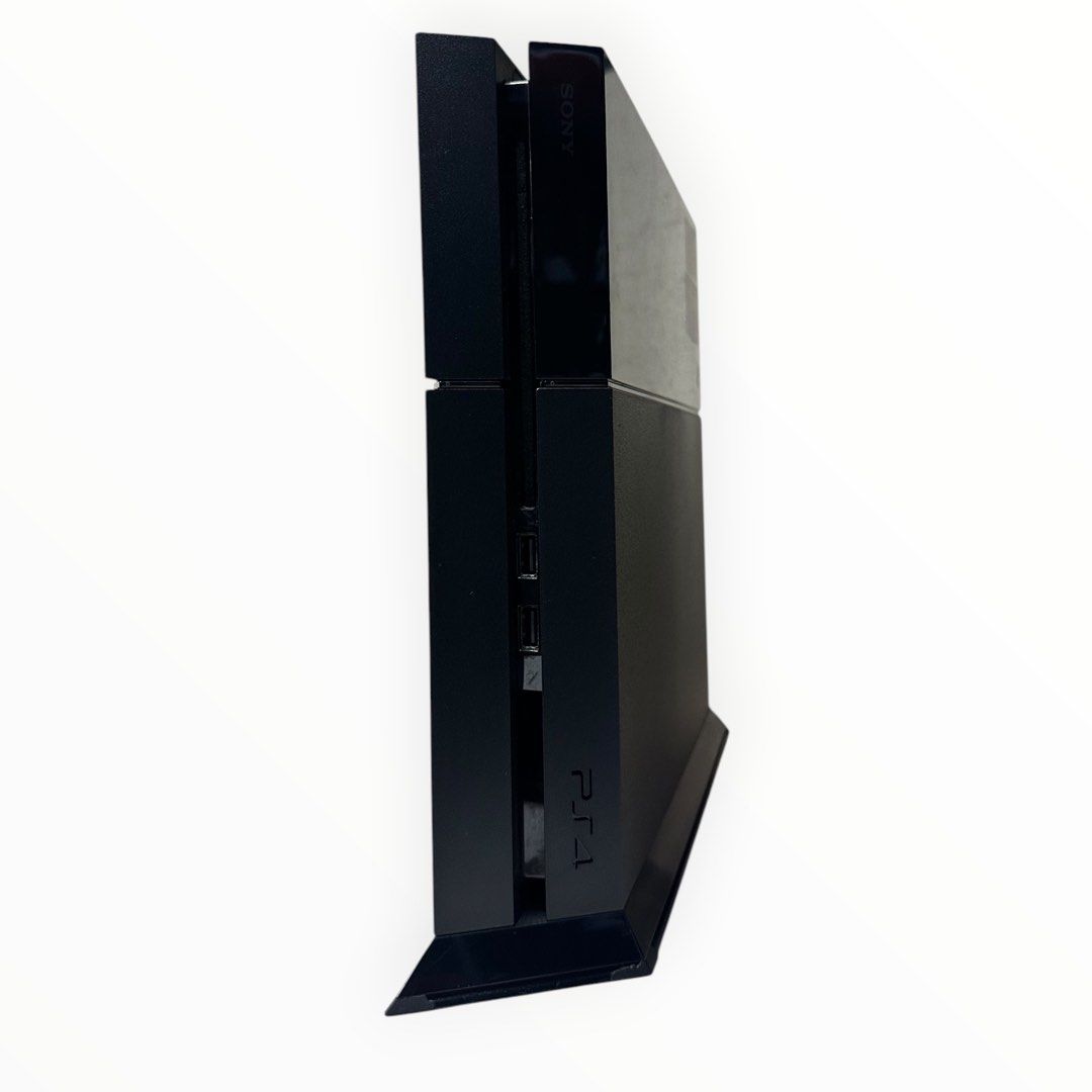 Sony Gaming Console PS4 CUH-1106A
