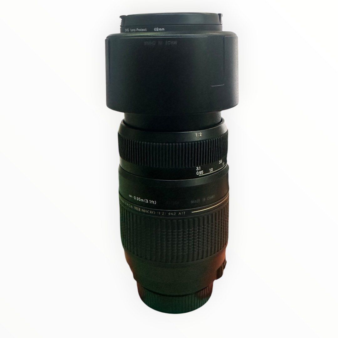 Tamron AF 70-300mm F/4-5.6 Di LD Macro 1:2 Lens (A17) Secondary image