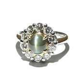 18KWG Chrysobery Cat Eye =2.439cts ,Diamond D10=1.33cts Ring