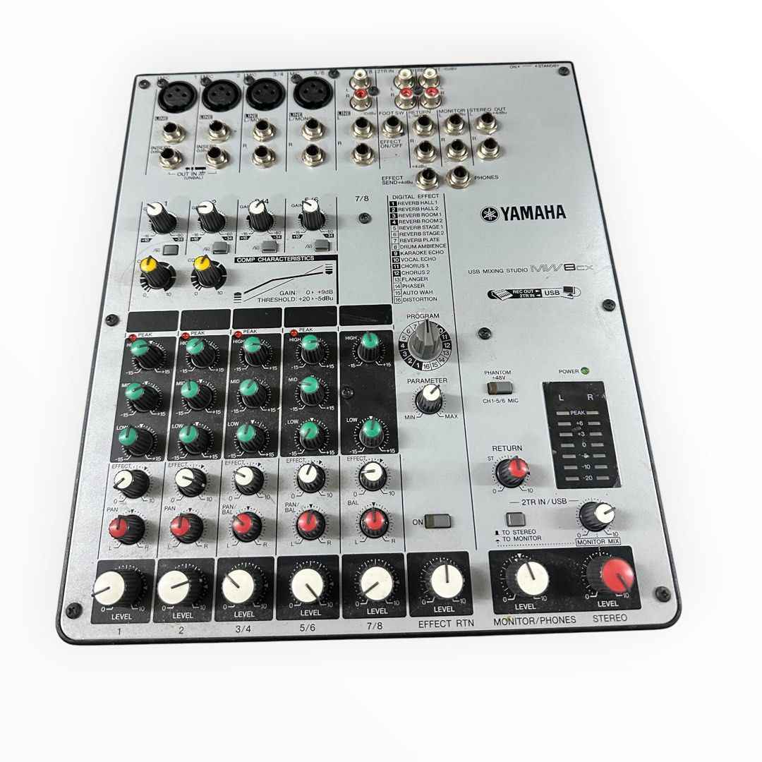 Yamaha MW8CX USB Mixing Studio Main image