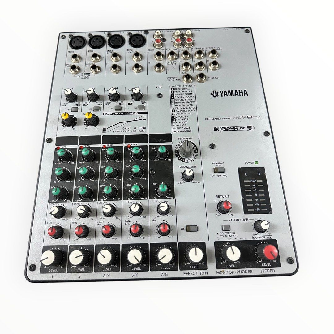 Yamaha MW8CX USB Mixing Studio