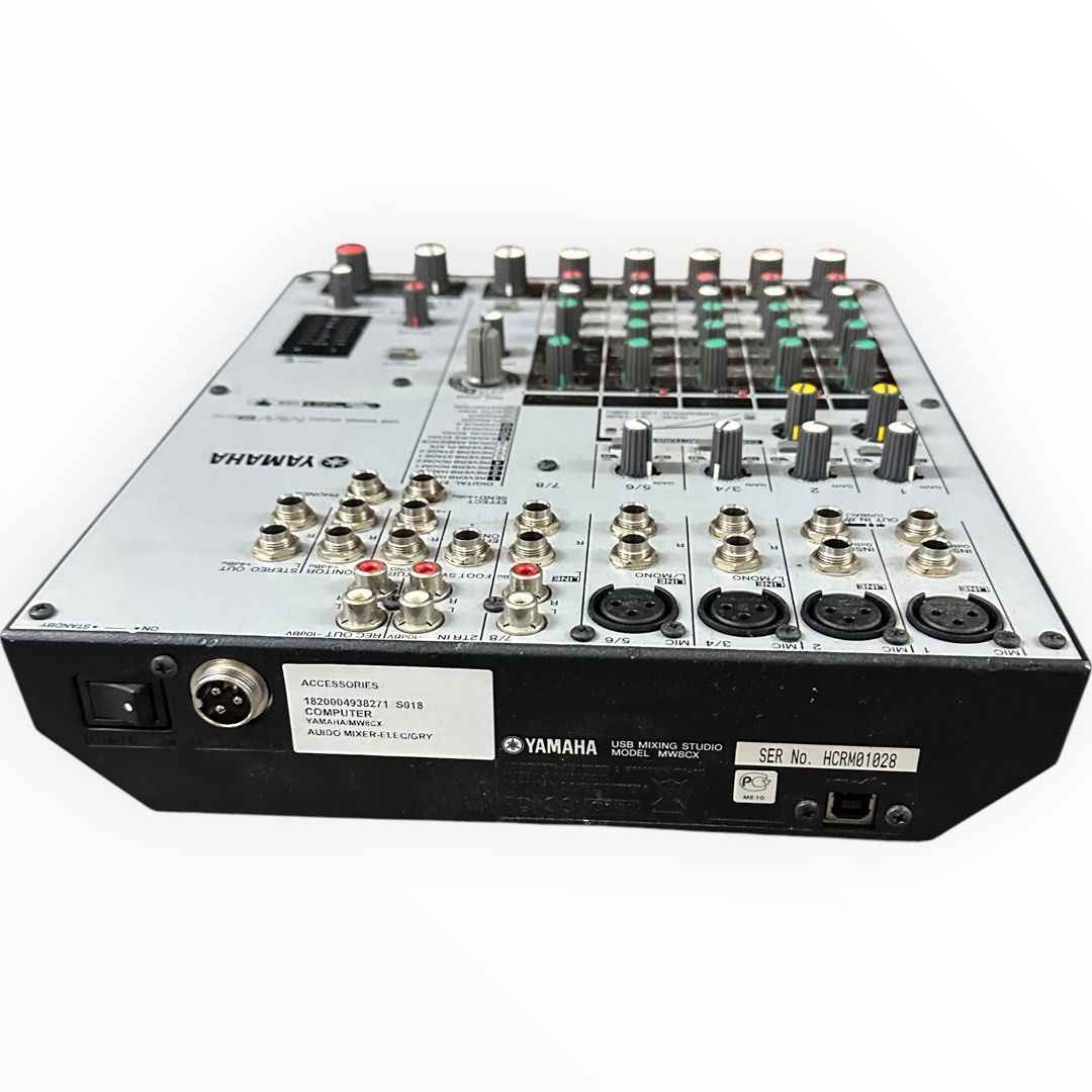 Yamaha MW8CX USB Mixing Studio Secondary image