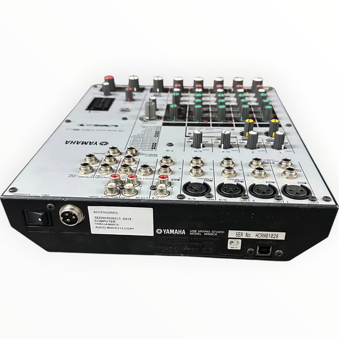 Yamaha MW8CX USB Mixing Studio