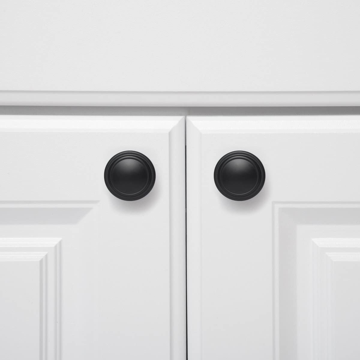 AmazonBasics Straight Top Ring Cabinet Knob 1.25IN Diameter Flat Black 10Pack