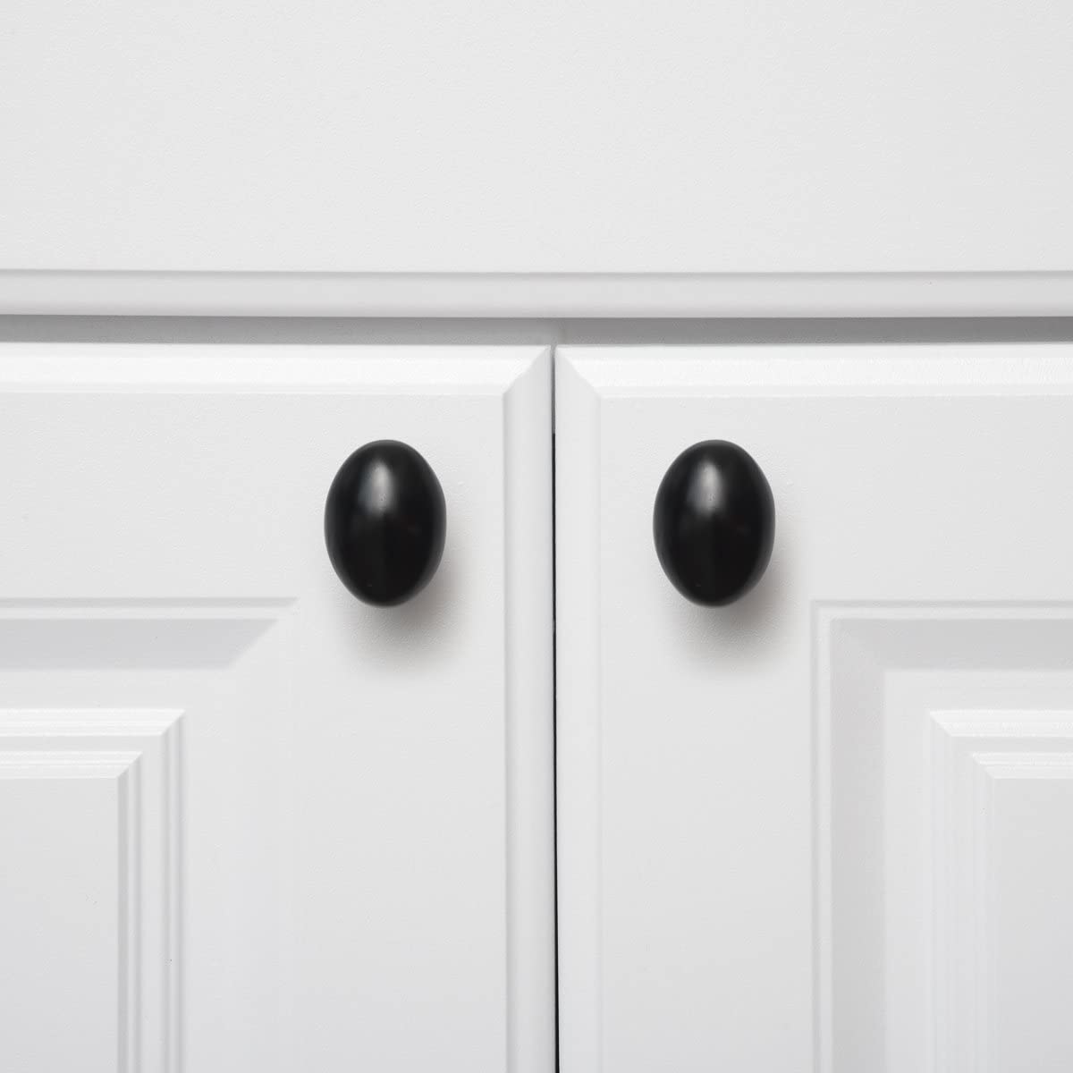 AmazonBasics Football Cabinet Knob, 1.38inch Diameter Flat Black 10Pack