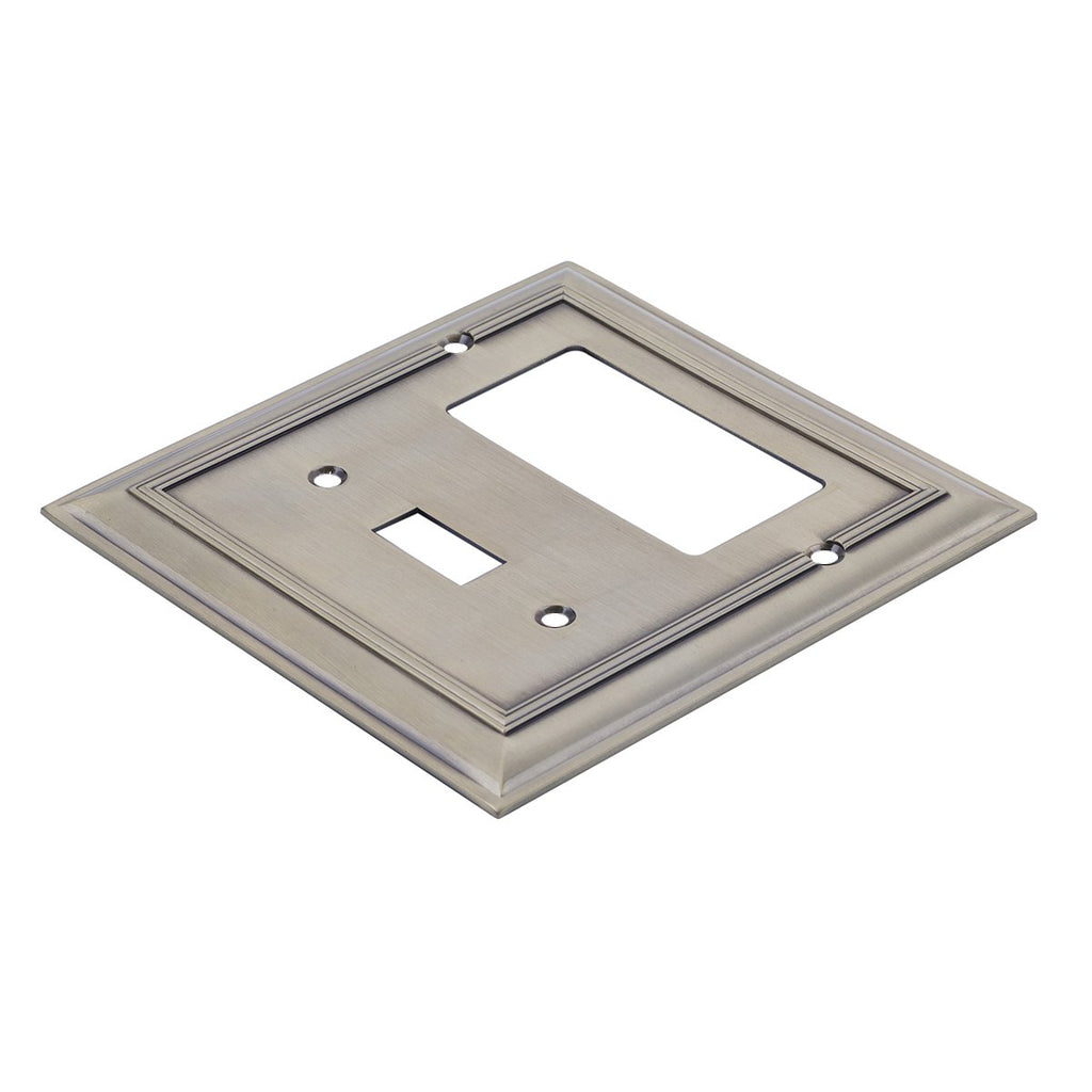 AmazonBasics Toggle and Gang Wall Plate Antique Brass 2Pack