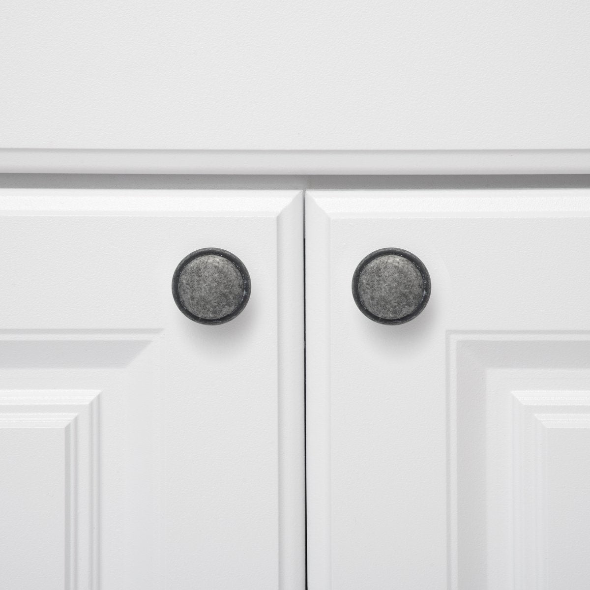 AmazonBasics Modern Top Ring Cabinet Knob 1.16inch Diameter Antique Silver 25Pack