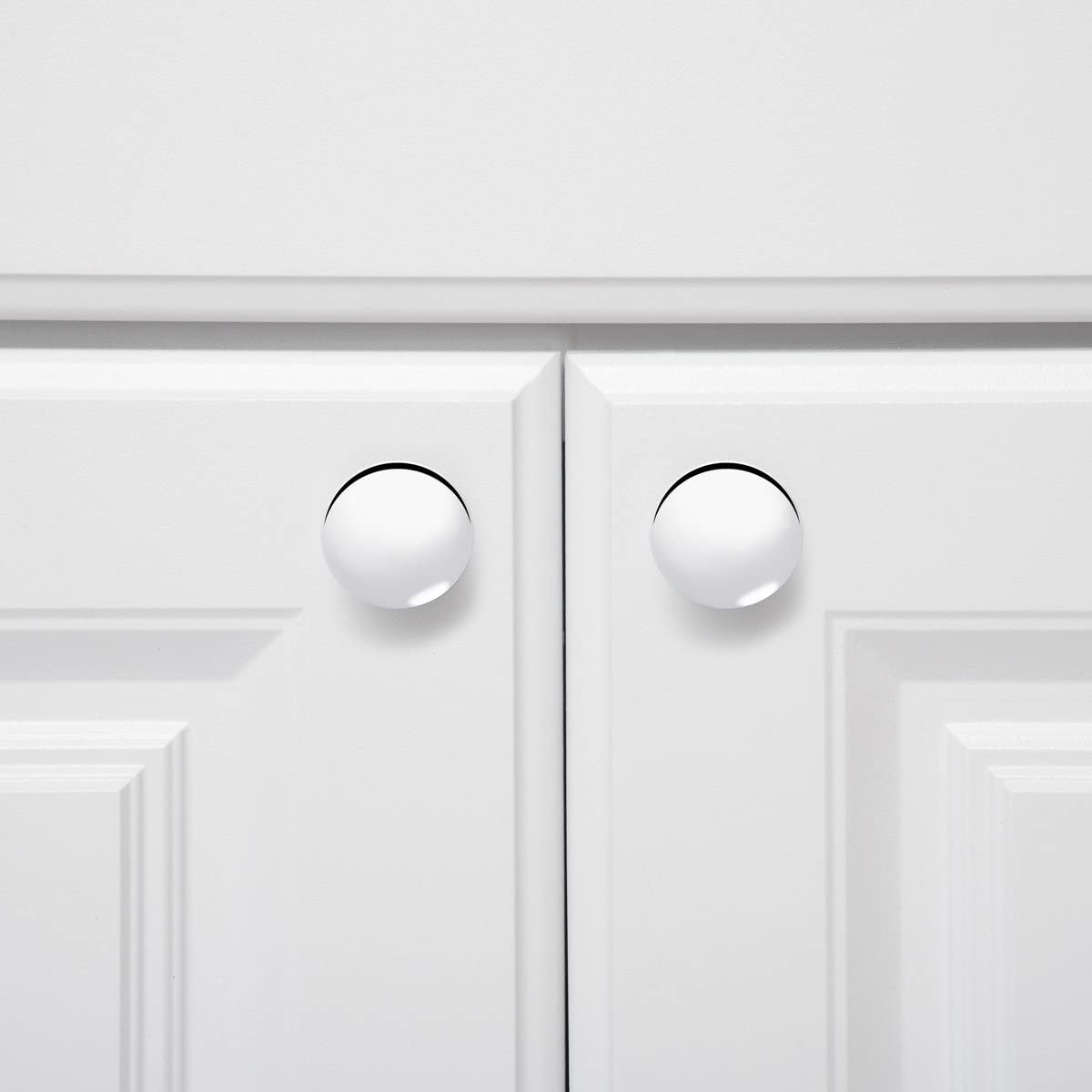 AmazonBasics Round Cabinet Knob 1.18in Diameter Polished Chrome 10Pack