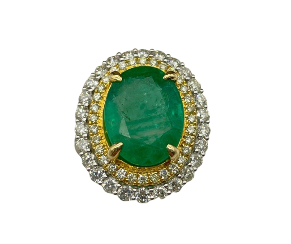 Natural Emerald & Diamond Ring set in 18k White Gold Main image